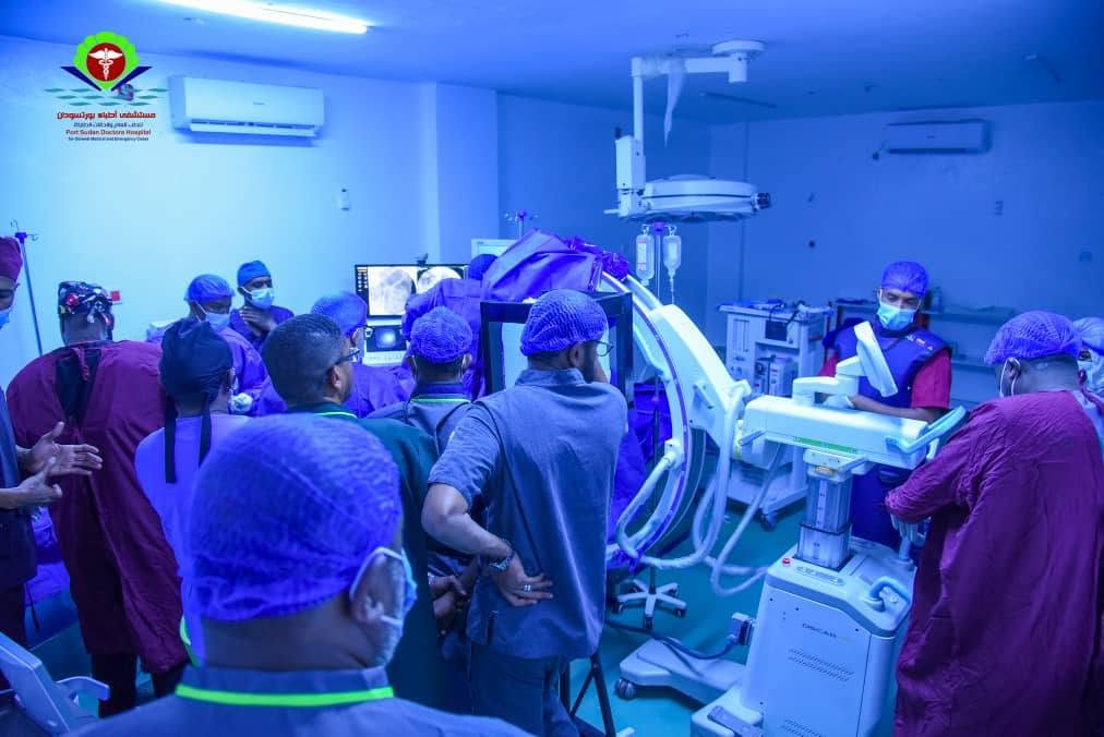 غرفة عمليات مستشفى أطباء بورتسودان