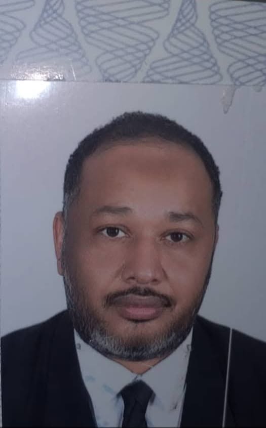 الدكتور مصطفى يسن